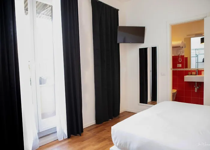 Magikrooms Topaz Roma