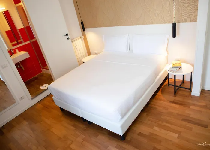 Magikrooms Topaz Roma