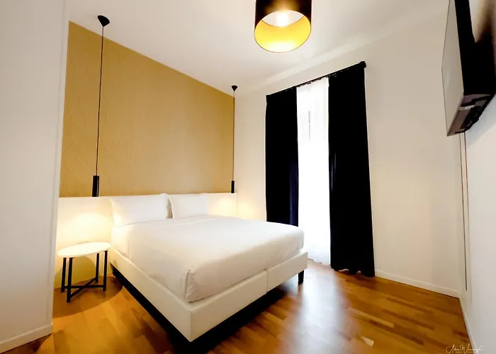 Magikrooms Topaz 4* Roma