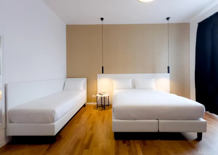 Magikrooms Topaz 4*